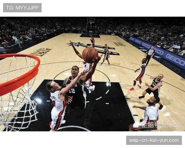 马刺三分40中21破队史纪录 空间型打法成效显著 马刺三分40中21破队史纪录 空间型打法成效显著